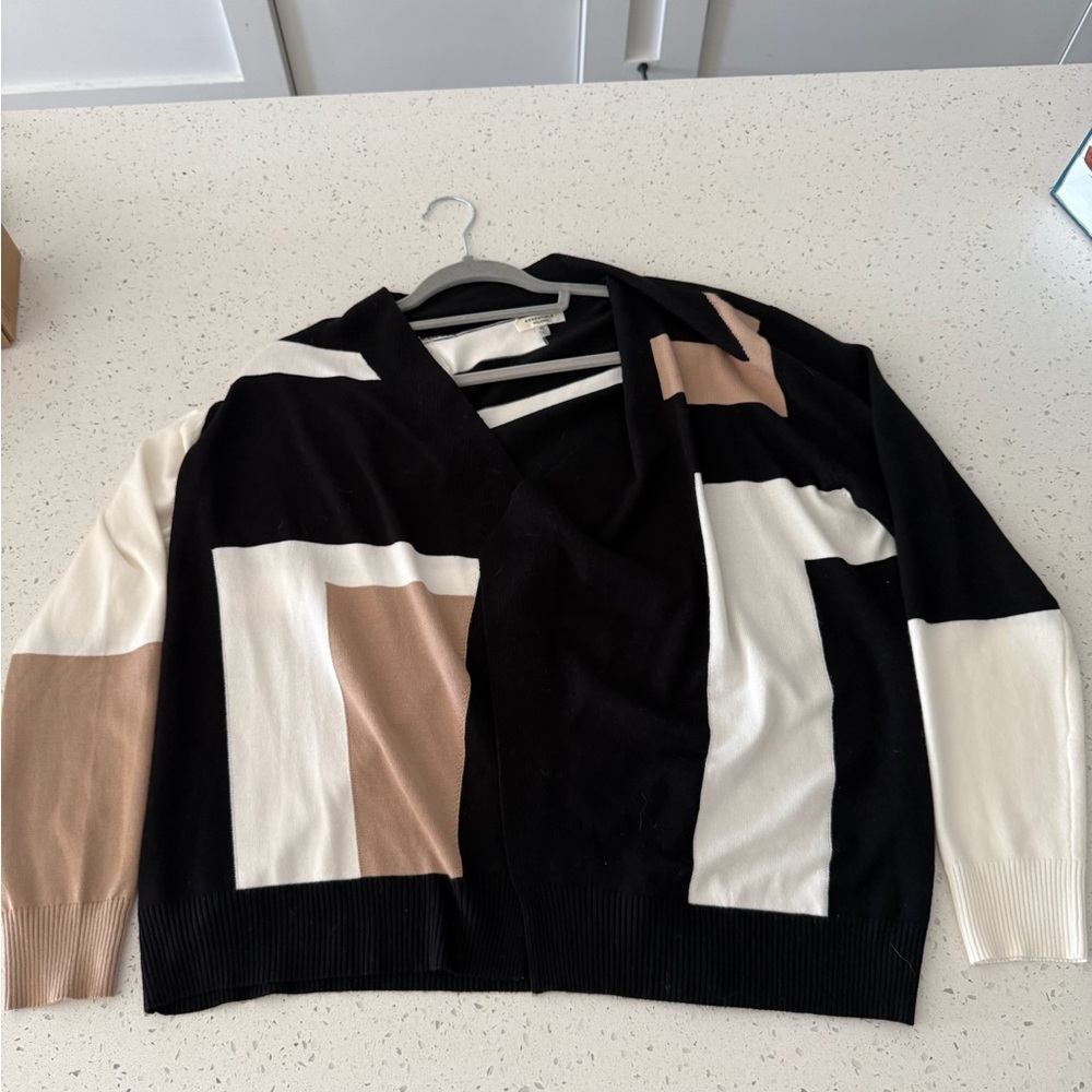 Essentials Milano Black and White Sweater